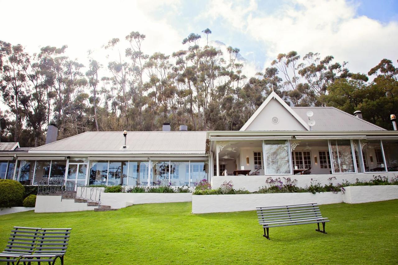 La Petite Ferme Hotel Franschhoek Bagian luar foto