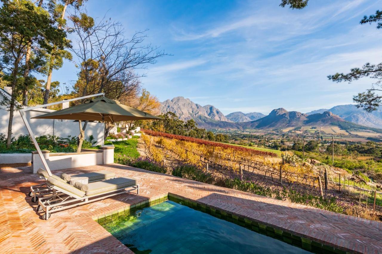 La Petite Ferme Hotel Franschhoek Bagian luar foto