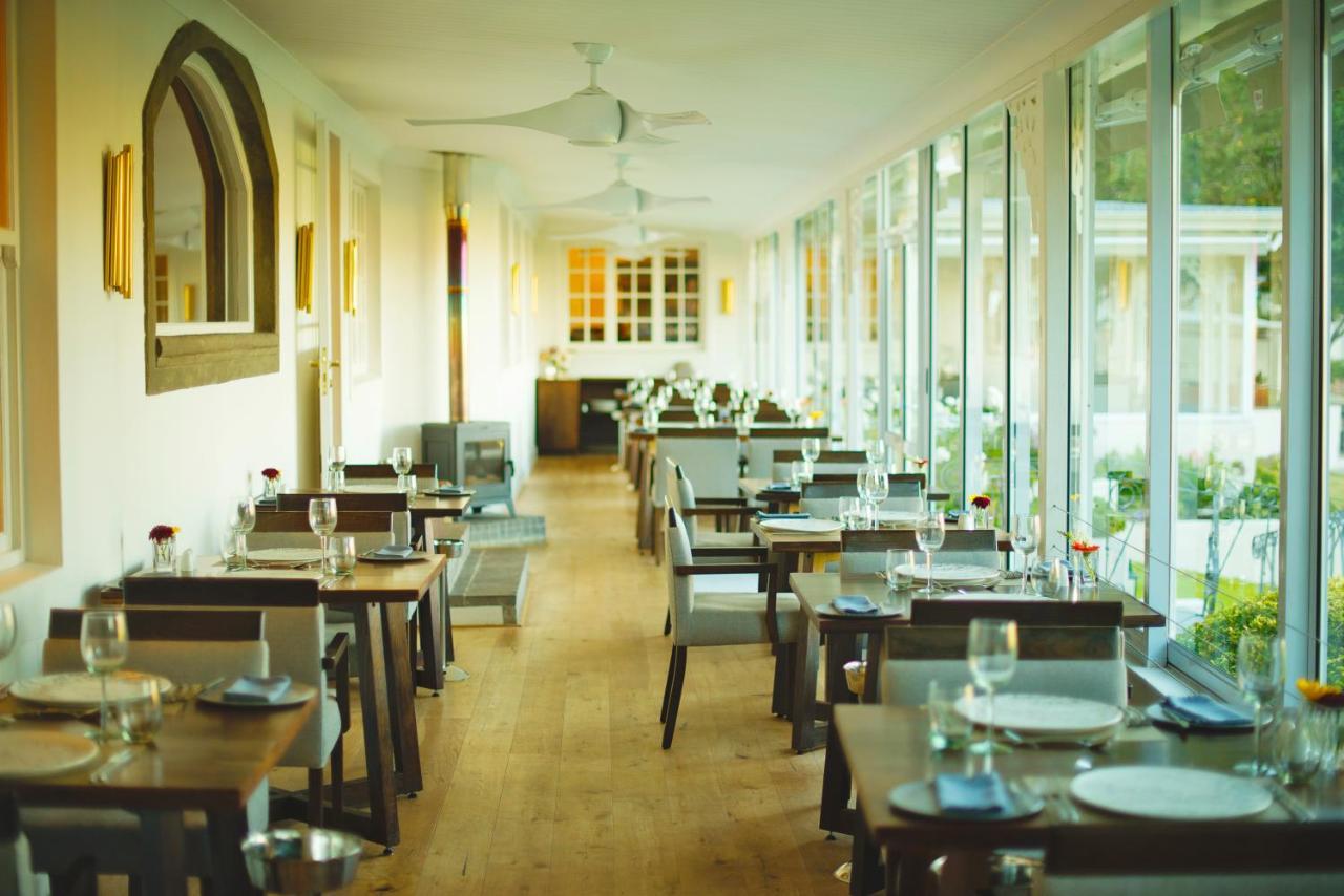 La Petite Ferme Hotel Franschhoek Bagian luar foto