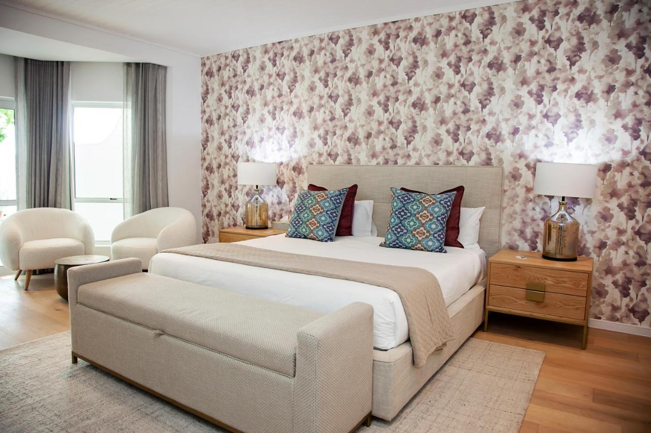 La Petite Ferme Hotel Franschhoek Bagian luar foto