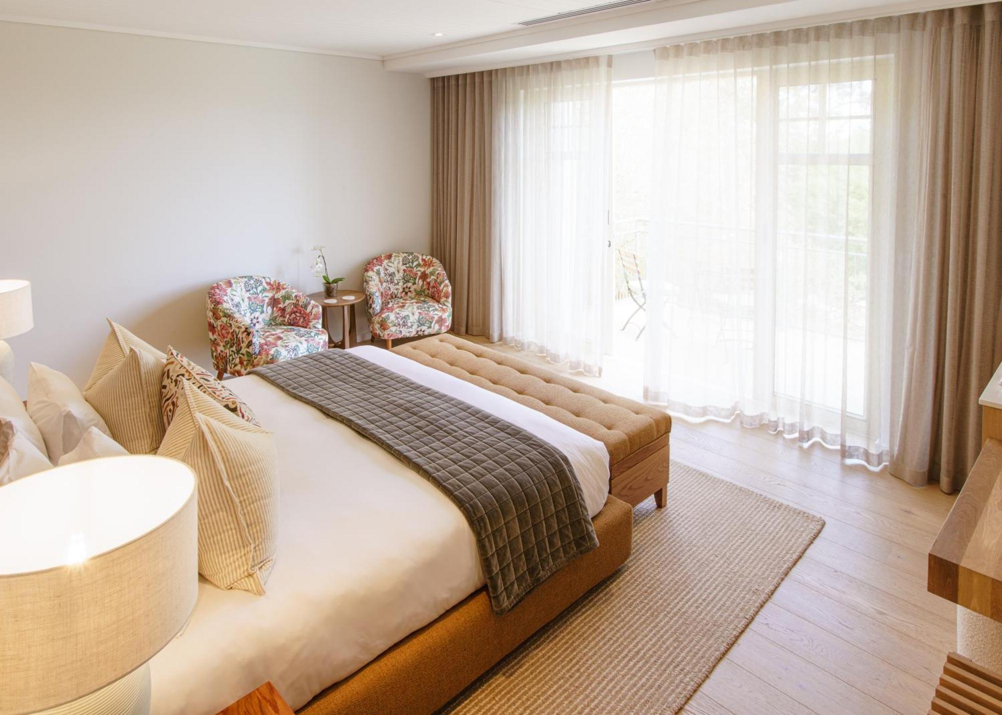 La Petite Ferme Hotel Franschhoek Bagian luar foto