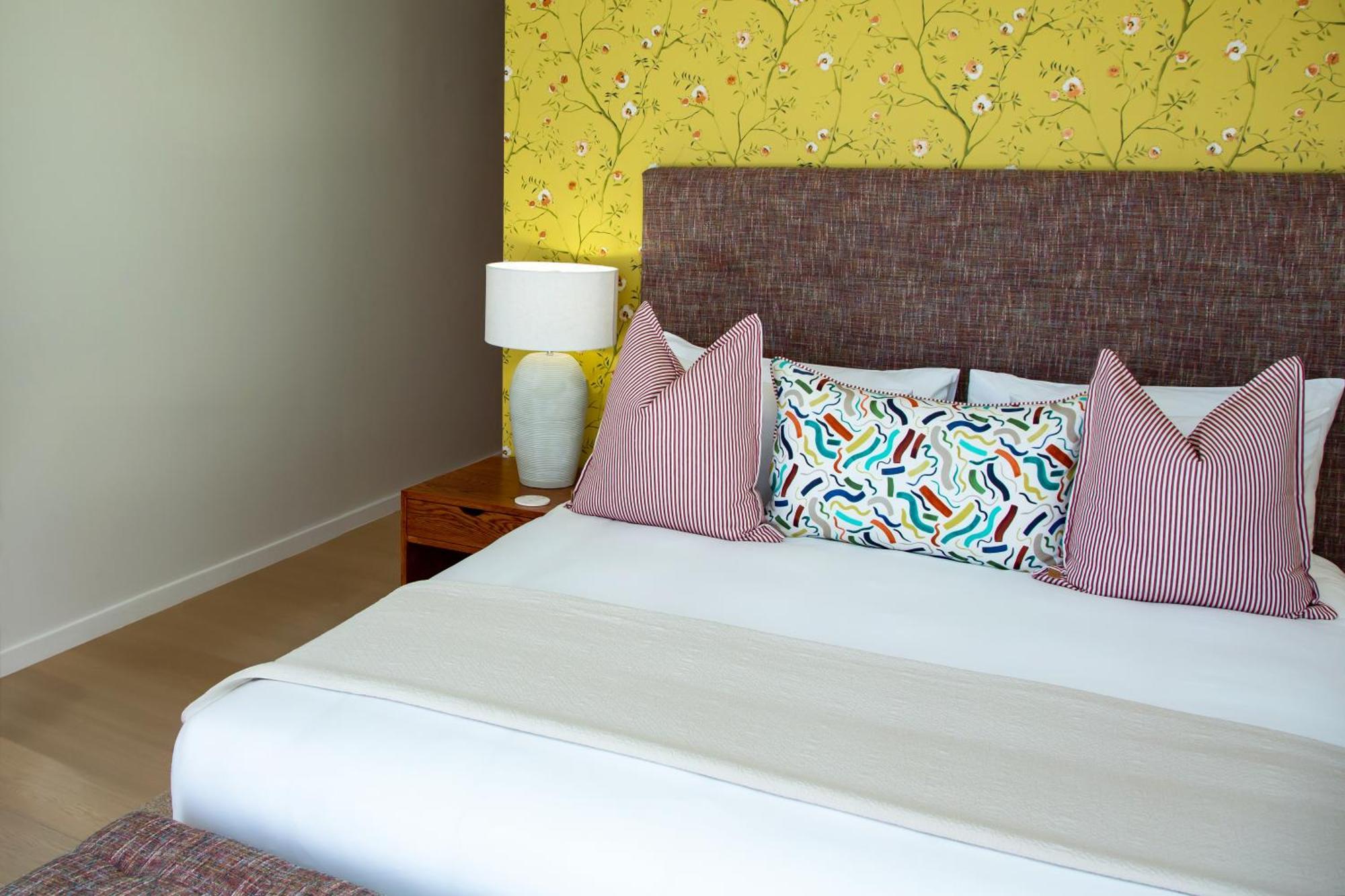 La Petite Ferme Hotel Franschhoek Bagian luar foto