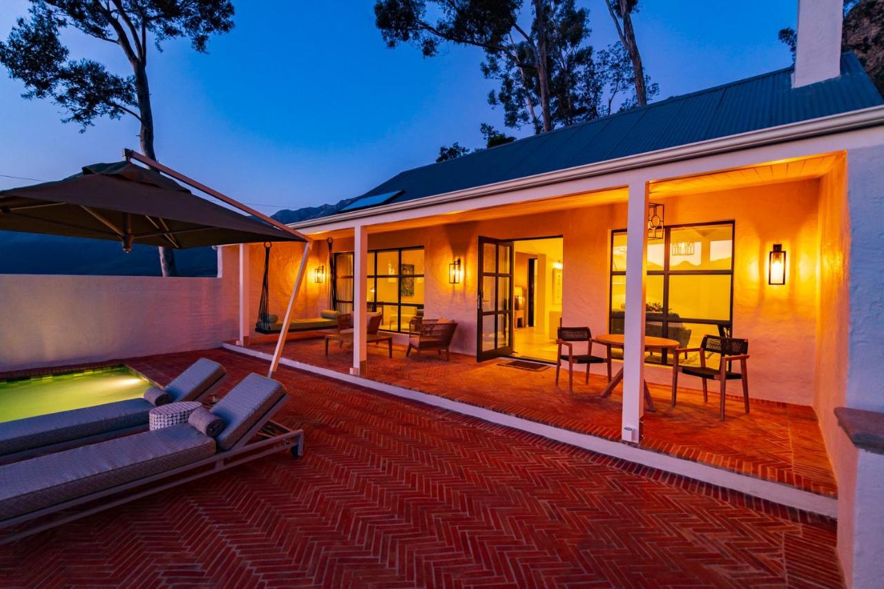 La Petite Ferme Hotel Franschhoek Bagian luar foto